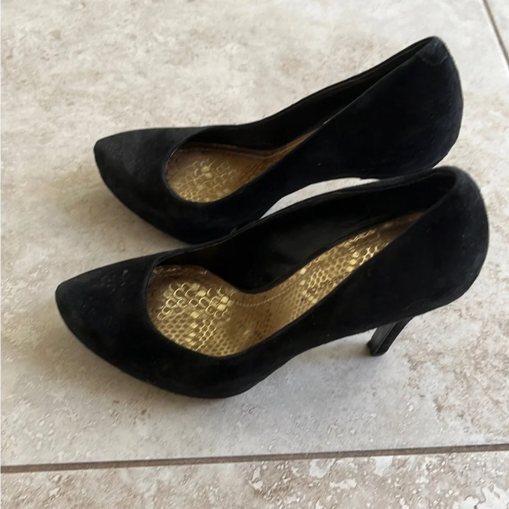 BCBG High Heel Black Pumps